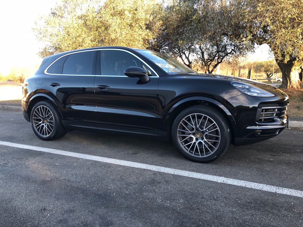 Porsche Cayenne — 4